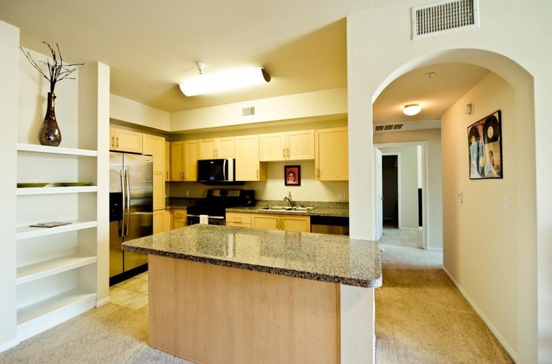The Hollywood Ray Apartment