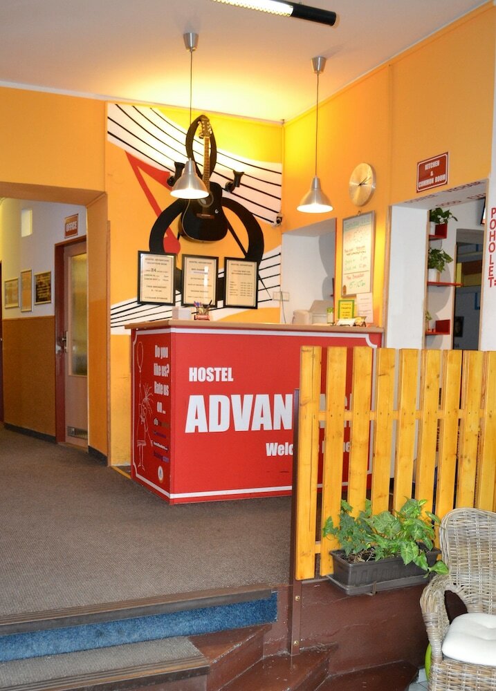 Hostel Advantage