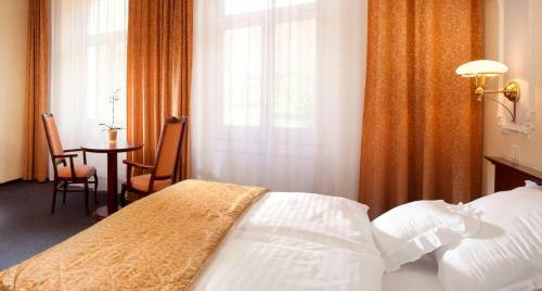 Hotel Excelsior