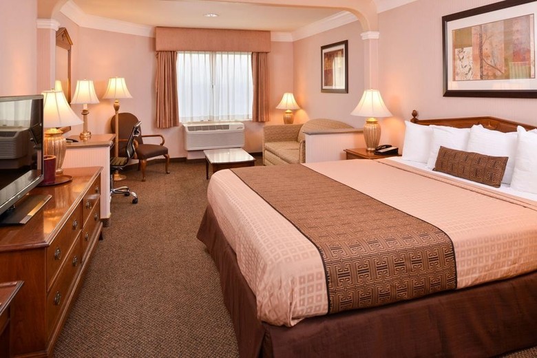 Best Western Plus Suites Hotel - Lax