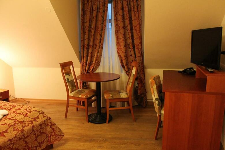 Hostal Enjoy Inn