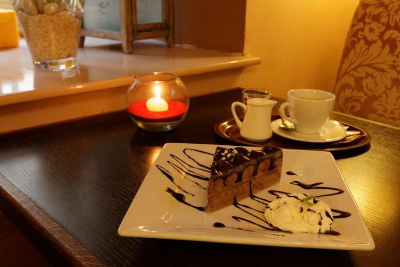 Hostal Enjoy Inn