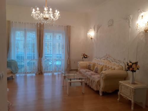 Apartm�n Kolon�da