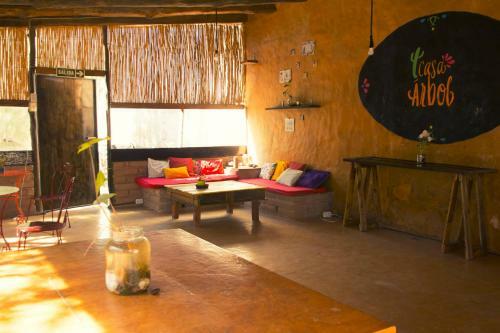 Hostel Casa Arbol