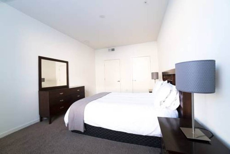 Wilshire Suite Apartment