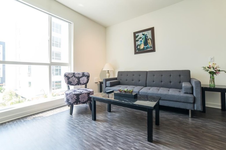 Wilshire Center Apartment