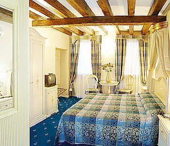 Hotel Ca� Del Duca