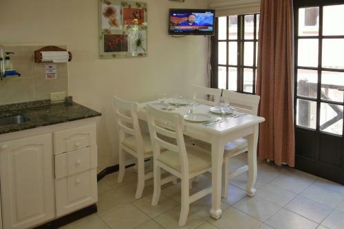 Apart Hotel Las Hadas Carilo