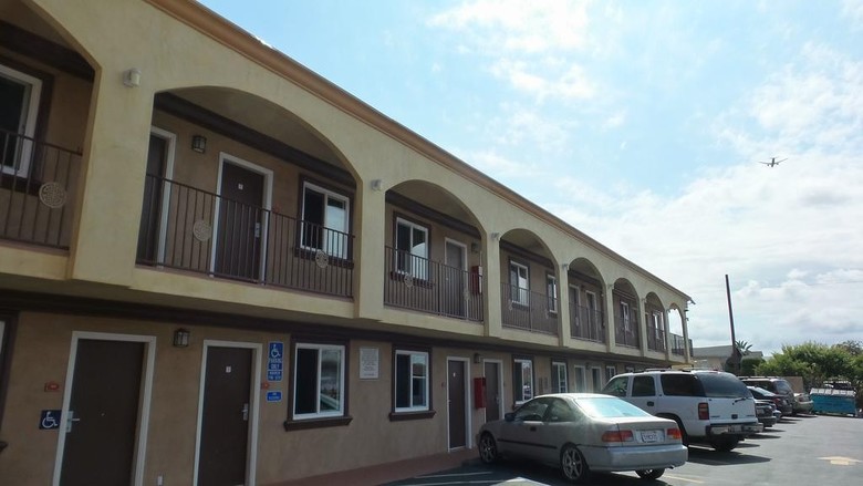 New Bay Motel