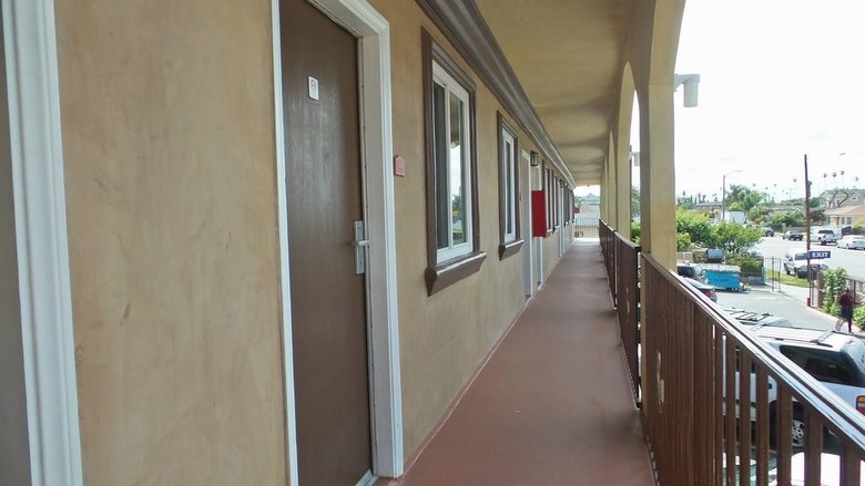 New Bay Motel