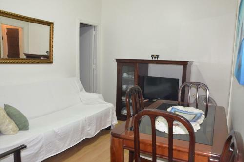 Apartamento Copacabana 876