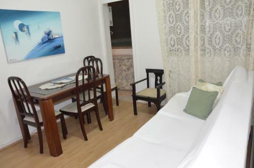 Apartamento Copacabana 876