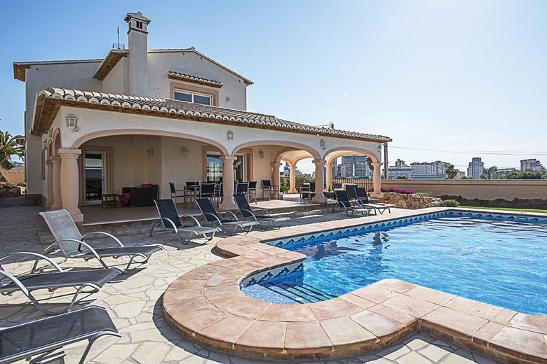 Villa Almendros