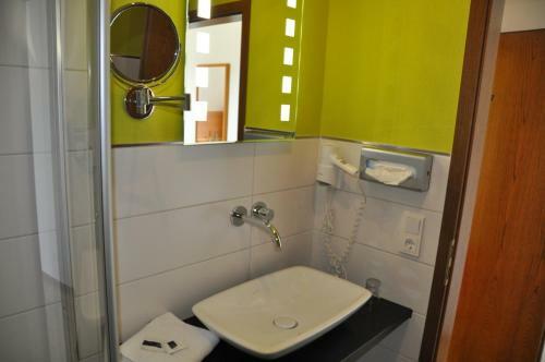 Hotel Caf� Ernst
