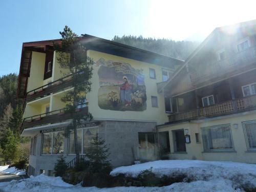 Hostal Alpenhotel Beslhof
