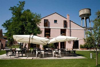 Certosa Hotel
