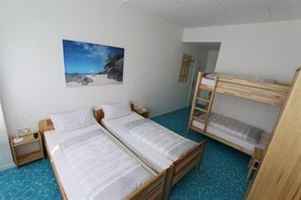 Aqua Hotel & Hostel