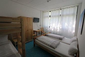 Aqua Hotel & Hostel