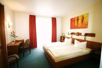 Arador-city Hotel