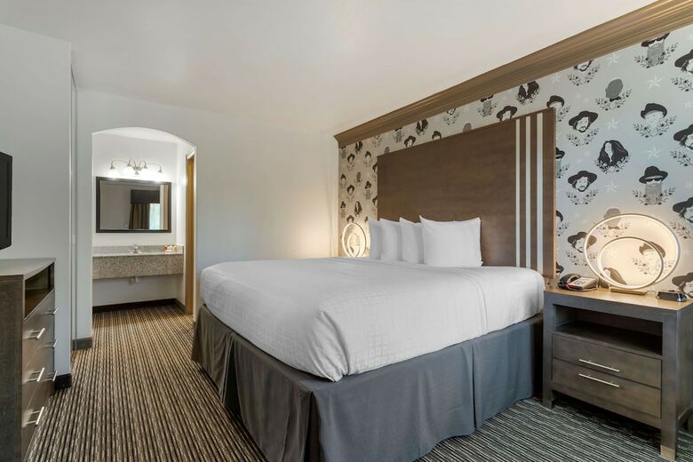 Aiden Austin City Hotel