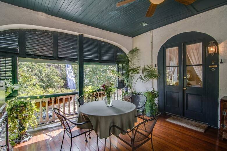 27 State Street Bed & Breakfast