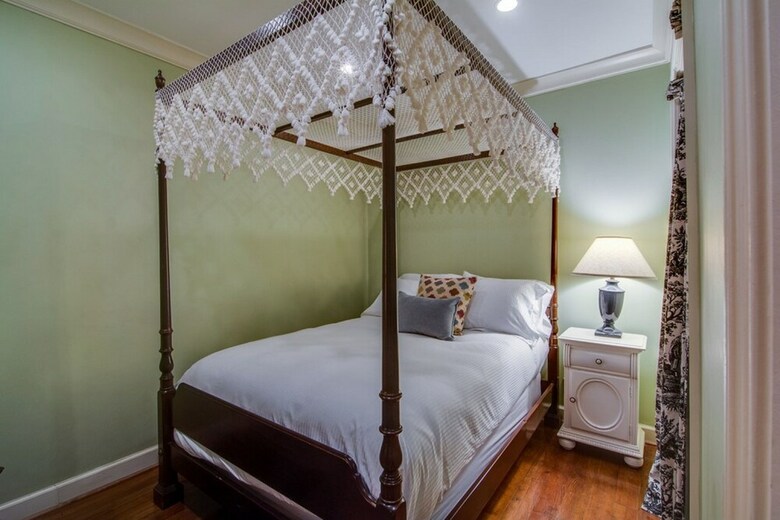 27 State Street Bed & Breakfast