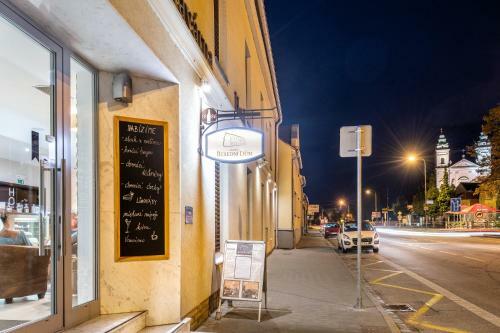 Wine & Wellness Hotel Besedn� D?m