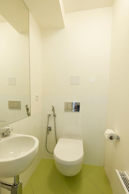 Apartamento Navr�tilova 16