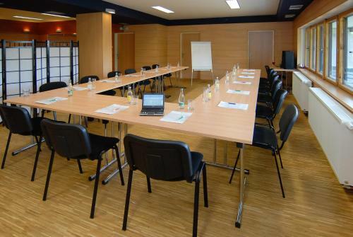 Relax Hotel B�ra