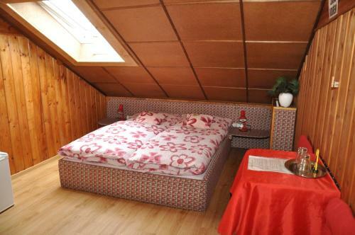 Hostal Pension Nika