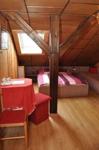 Hostal Pension Nika