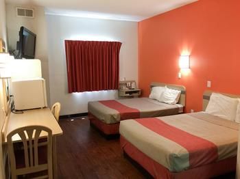Motel 6 - Athens