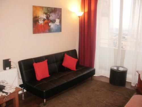 R&r Apartment Suites