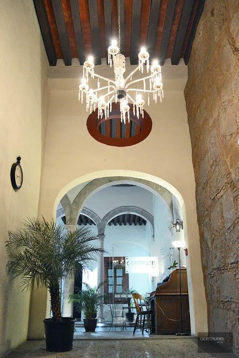 Gertrudis Hotel