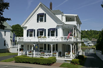 Posada Harborage Inn On The Oceanfront