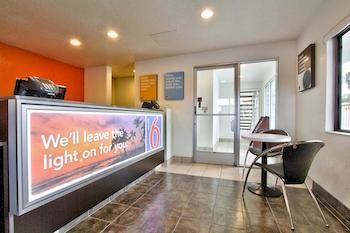 Motel 6 Monterey North Fremont Street
