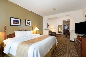 Hotel Quality Inn & Suites West Chase