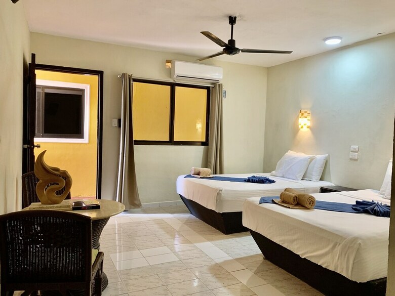 Hotel Green River