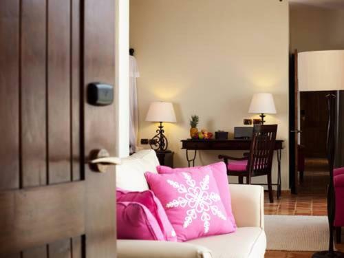 Guaycura Boutique Hotel & Spa
