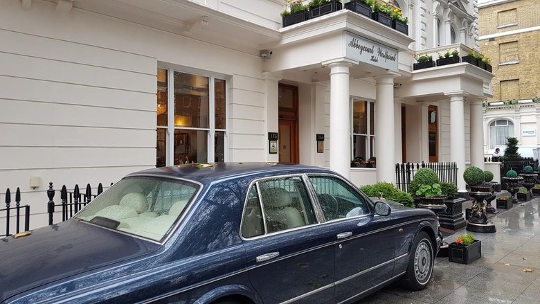 Abbey Court Hotel