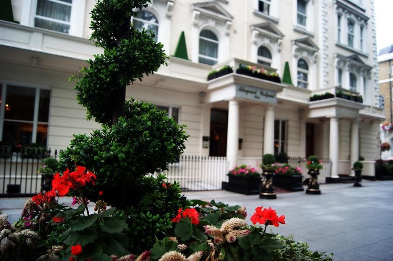 Abbey Court Hotel
