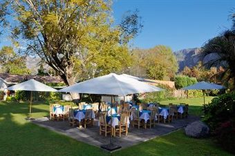 Casa Bugambilia, Un Peque�o Hotel En Tepoztl�n