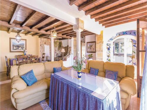 Holiday Home Calle Los Naranjos II
