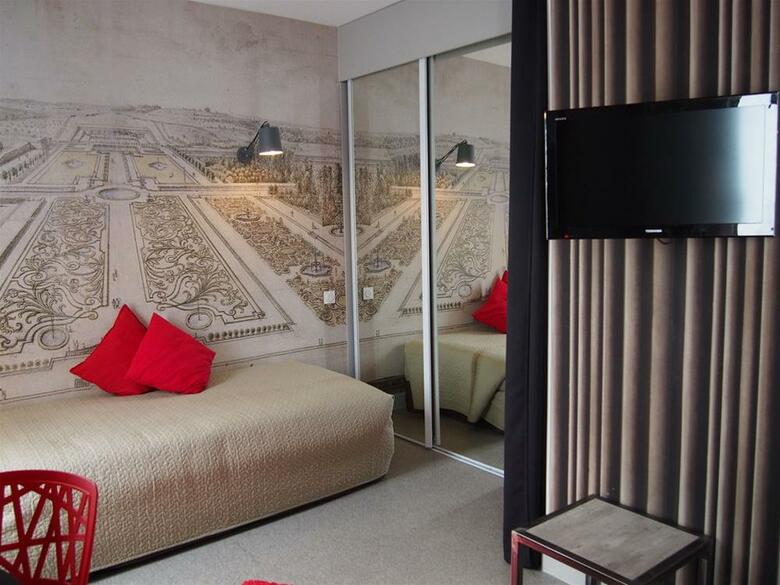 Porte De Versailles Hotel
