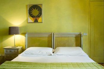 Bed & Breakfast N4u Guest House