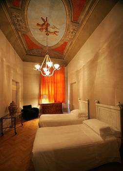 Bed & Breakfast N4u Guest House