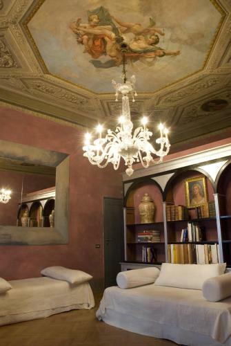 Bed & Breakfast N4u Guest House