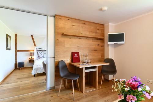 Hotel Montfort-schl�ssle