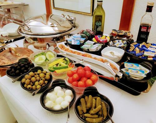 Hostal Hotel Garni Reulein