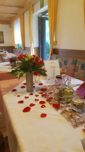 Hostal Gasthof Edelweiss
